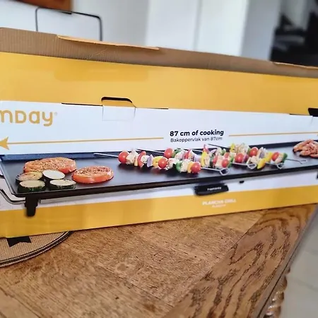 La Parenthese アパート マルシュ・アン・ファメンヌ