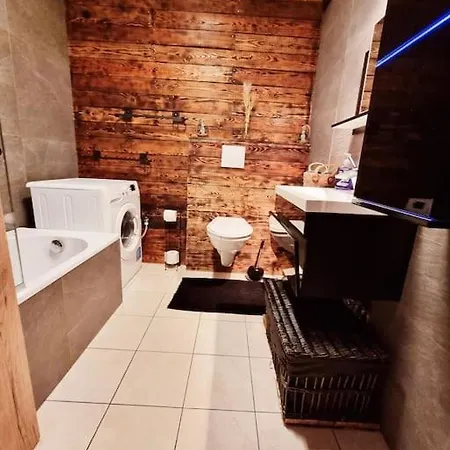 La Parenthese アパート マルシュ・アン・ファメンヌ