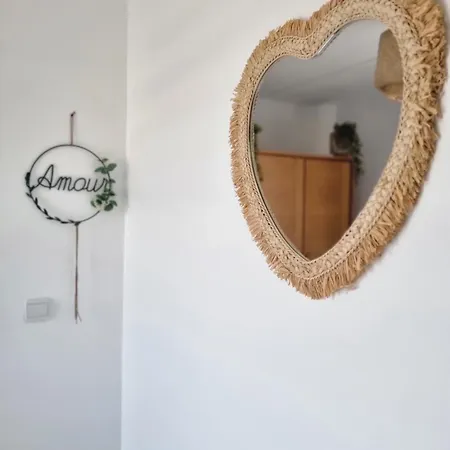 La Parenthese アパート マルシュ・アン・ファメンヌ