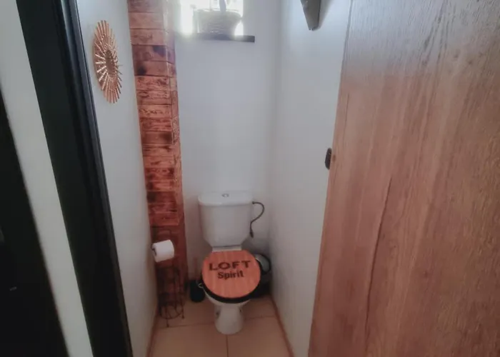 アパート La Parenthese マルシュ・アン・ファメンヌ